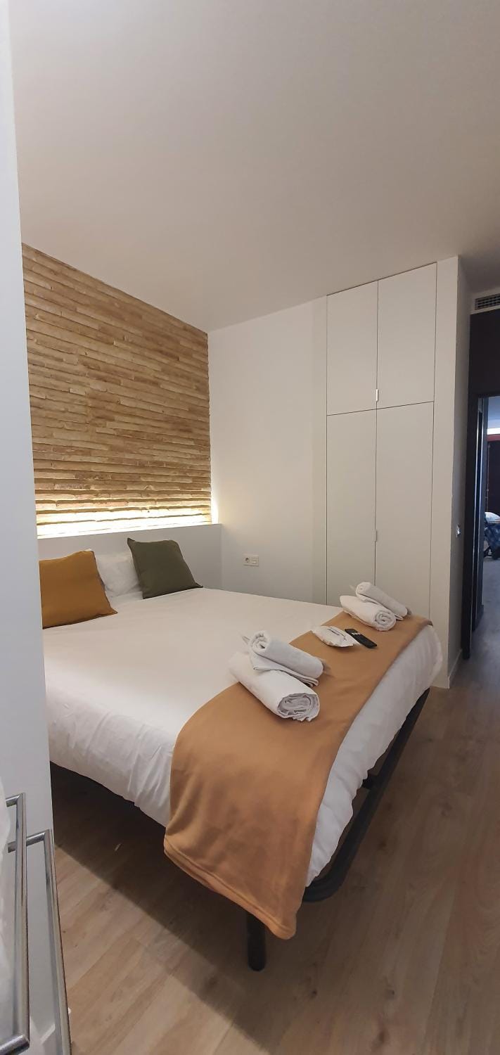 Habitaciones VIP en Vivienda Compartida Muy Céntricas Vacation rental in Valencia