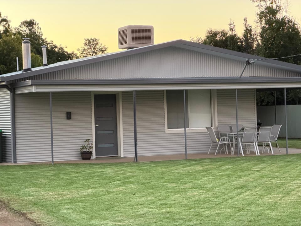 Property building, Garden, Garden, Garden view
