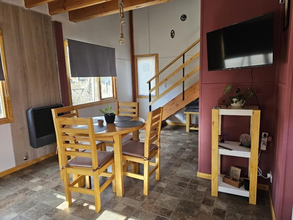 TV and multimedia, Living room, Dining area