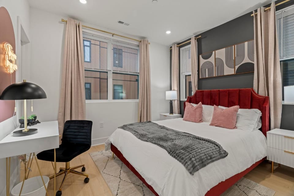 Bed, Bedroom