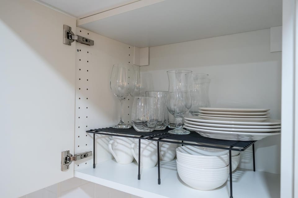 Newly Renovated 2BR Basement Suite, Private Entry Apartment in Pickering