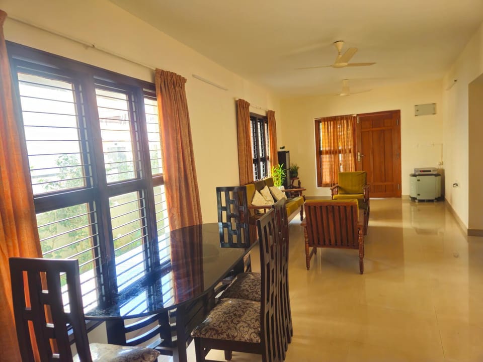 Rons Cote Apartment in Mangaluru