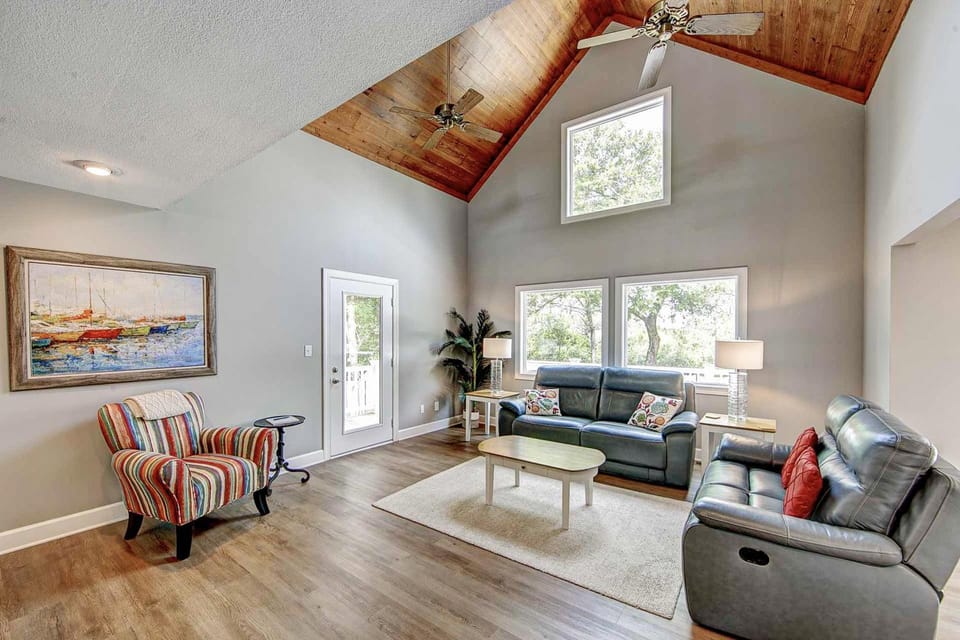 Charming 3BR home in Frisco with Wifi, Full Kitchen and Private Hot Tub House in Frisco