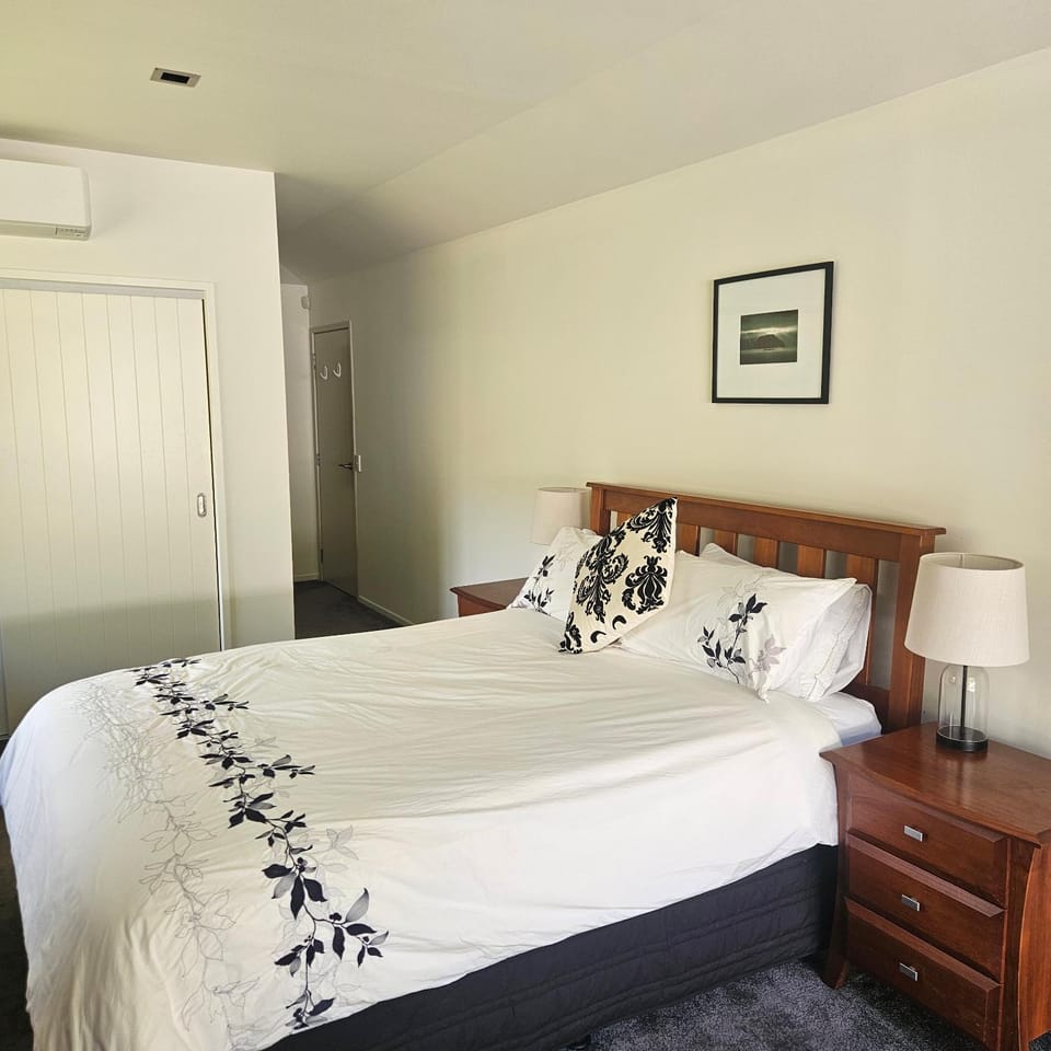 Seventy-Four on Ramsay Bed and Breakfast in Taupo