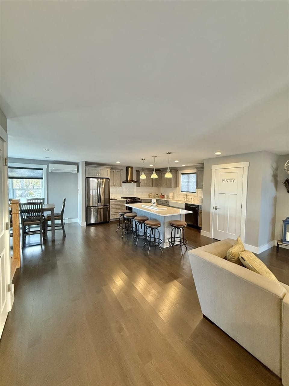 COVE OVERLOOK LIMIT 6 villa Villa in Sebago Lake