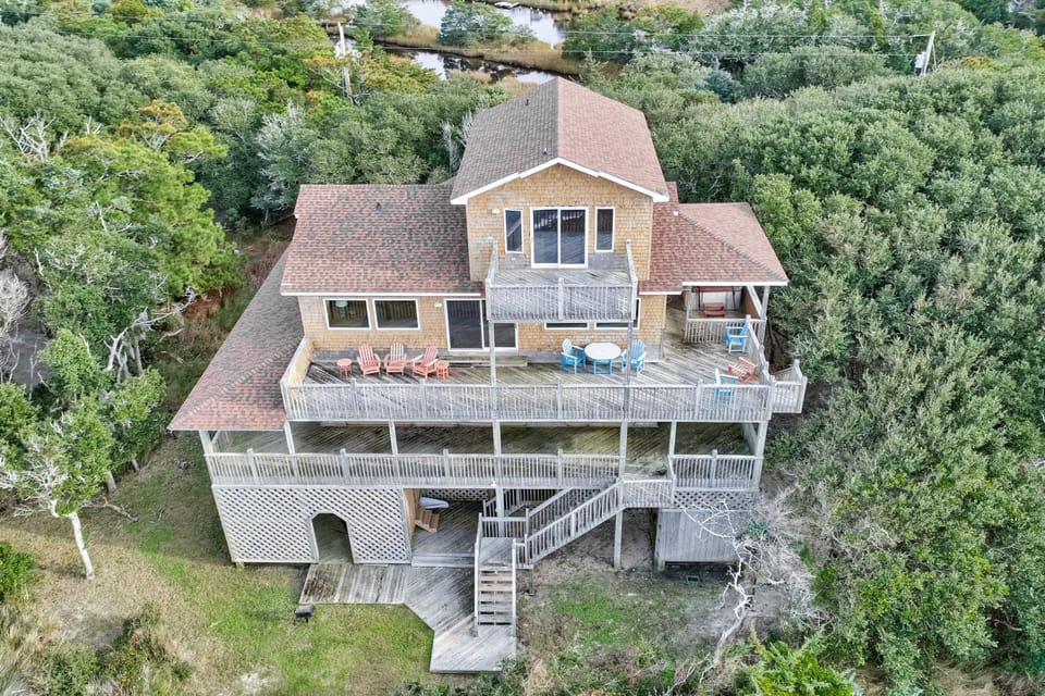 FOST30 Waterfront home with pool, private hot tub, ocean view - dog-friendly House in Frisco