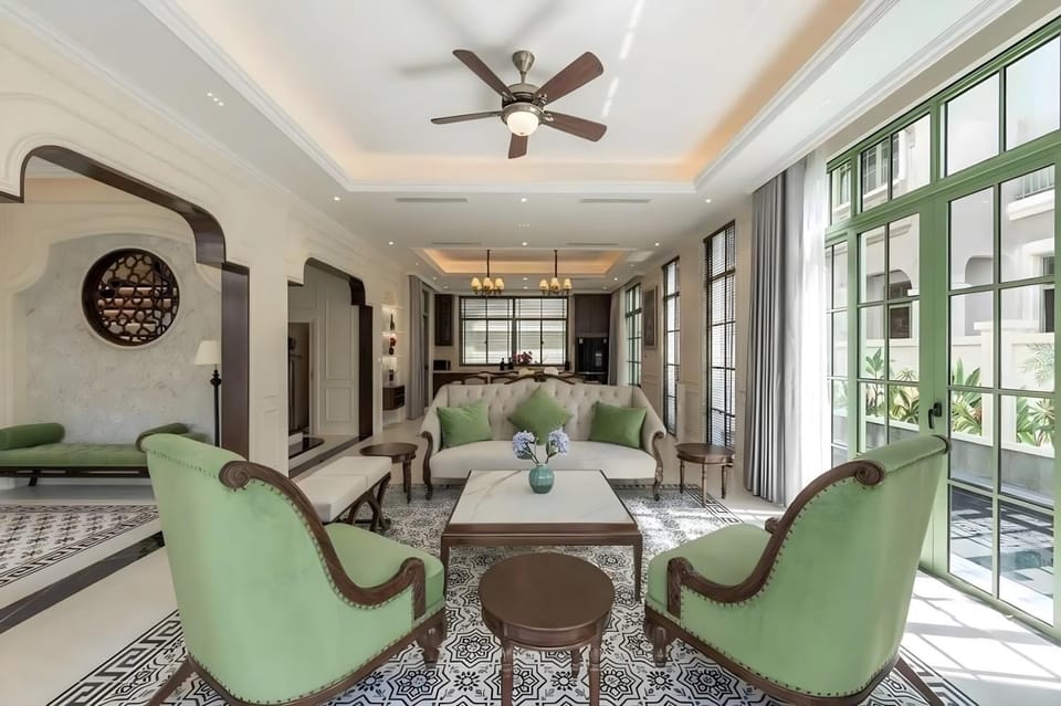 Living room, Seating area