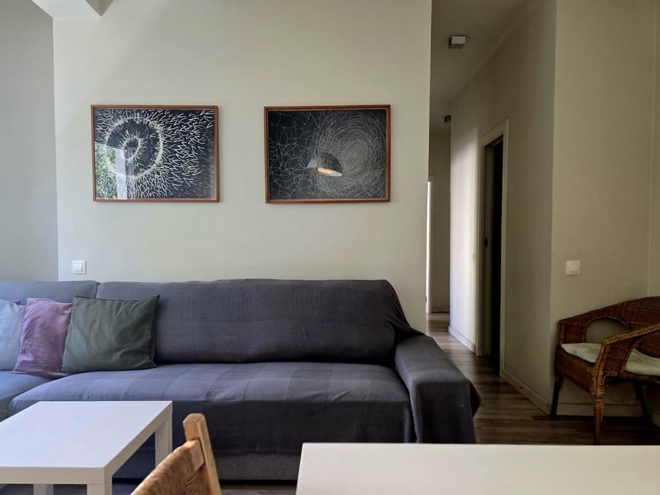 little 3 bedrooms apartement barcelona center Apartment in Barcelona