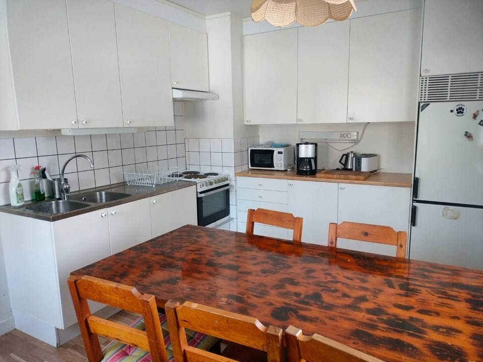 microwave, oven, kitchen
