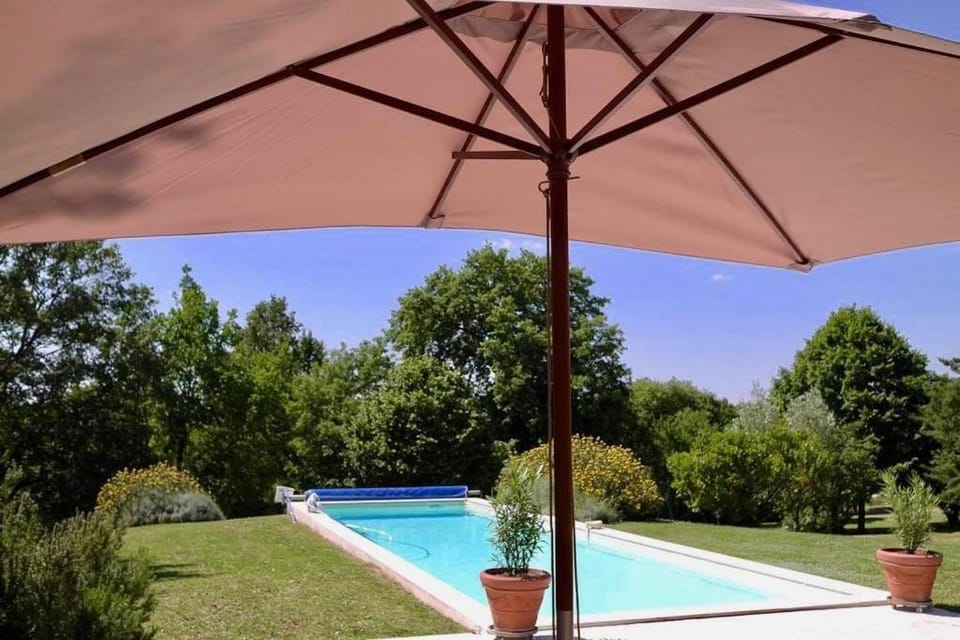 Maisons de charme 100 m2 dans hameau privé House in Occitanie