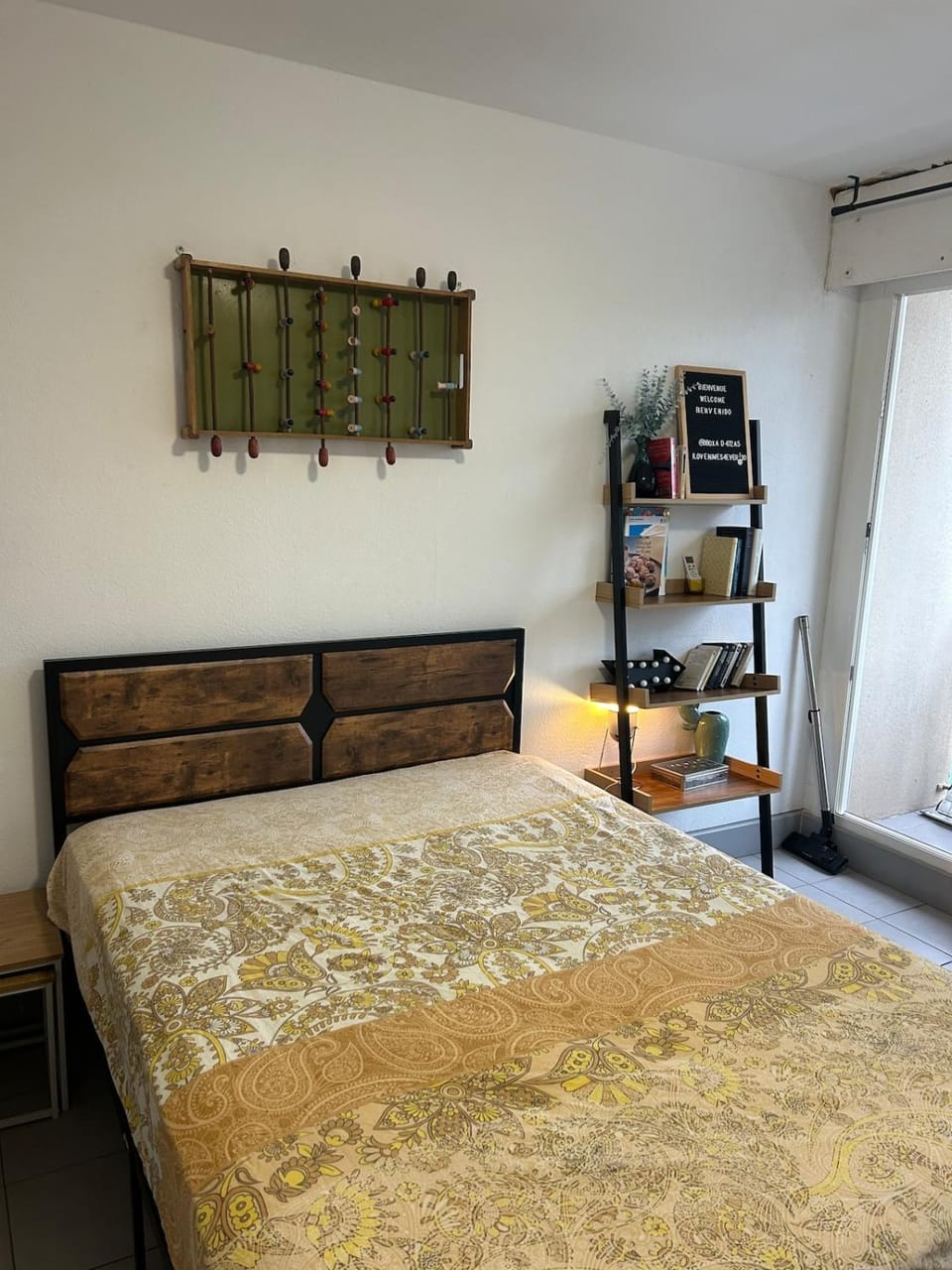 studio city center parking clim wifi bathroom Apartment in Nimes