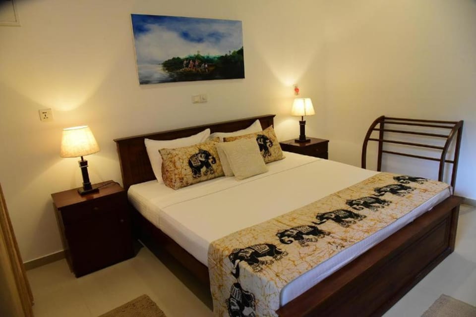 Tranquil Villa Bed and Breakfast in Hikkaduwa