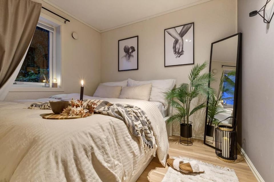Central apartment with parking in unique surroundings Apartment in Bergen