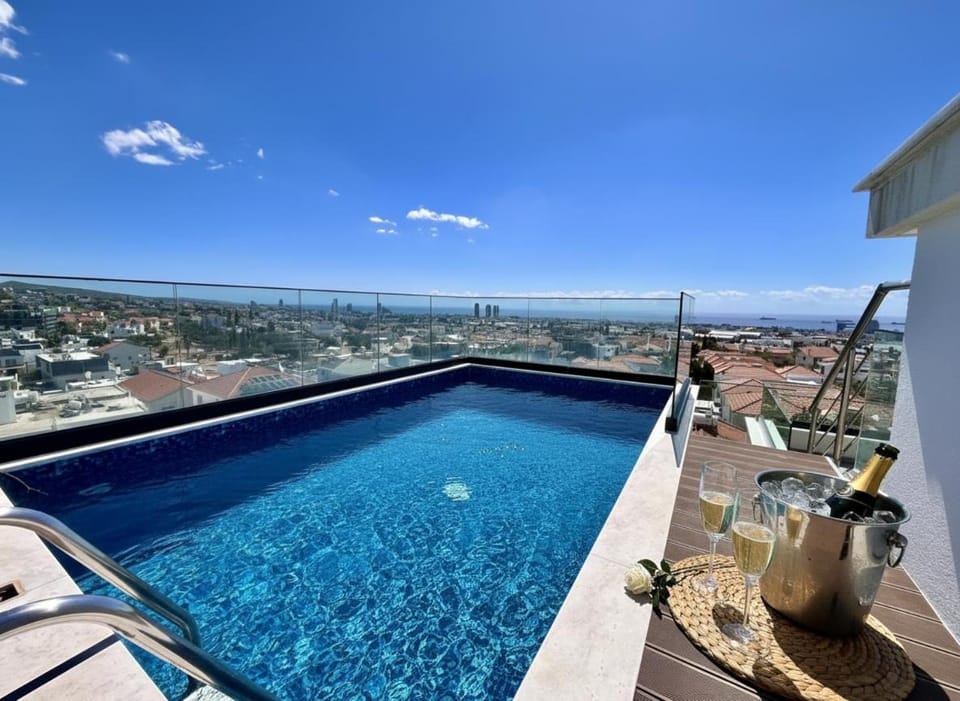 STAY Anna Residence Sea View Maisonette 302 Apartment in Germasogeia