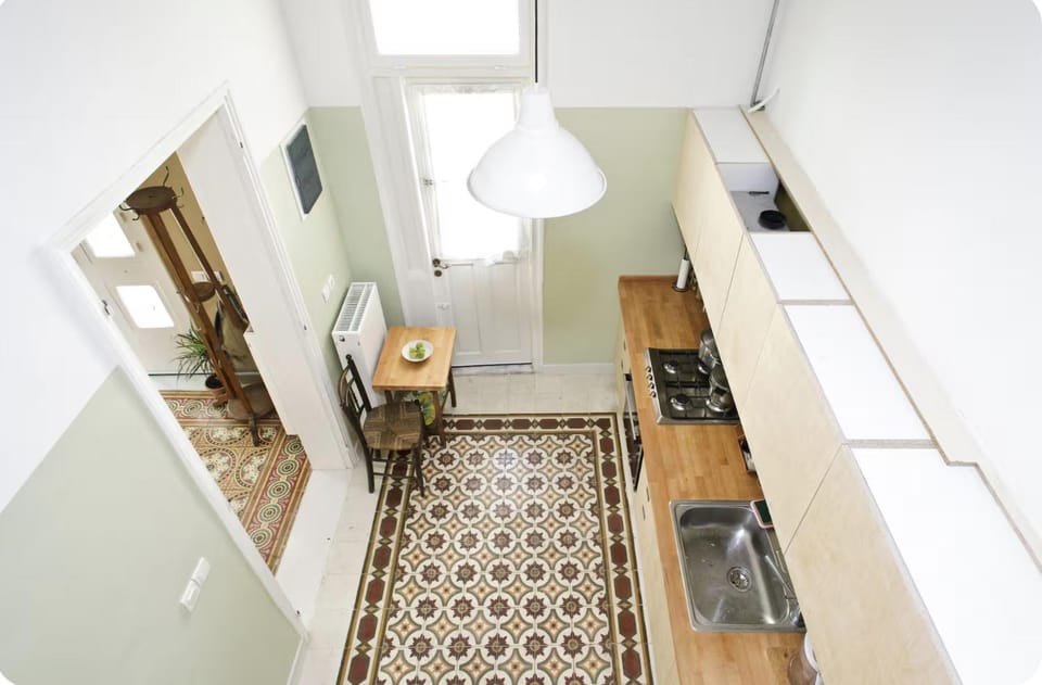 Kitchen or kitchenette