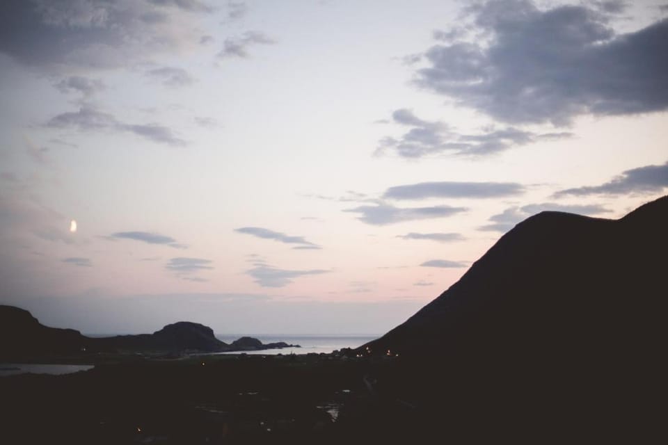 Large house with Ocean view at Ervik and Vestkapp House in Vestland