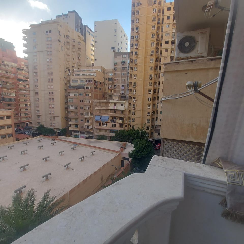 المندرةبحرى بجانب شيرتون Apartment in Alexandria