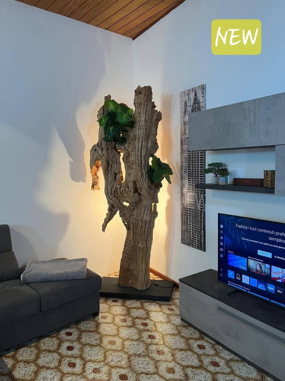 TV and multimedia, Living room, Evening entertainment