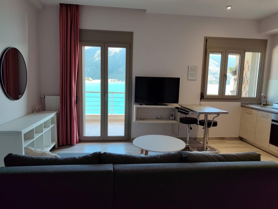 Thalassa Apartment in Peloponnese, Western Greece and the Ionian
