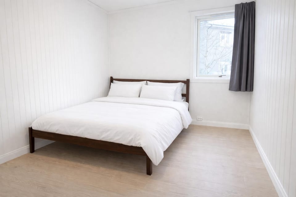 Family-friendly accommodation, 5 bedrooms, central Apartment in Norway