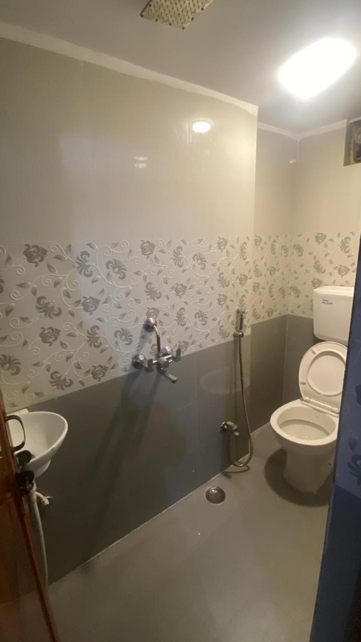 Toilet, Bathroom