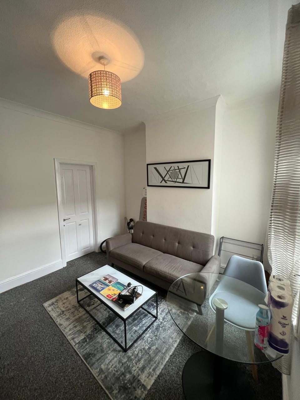 Modern room for short stay in Salford, shared bathroom kitchen Vacation rental in Salford