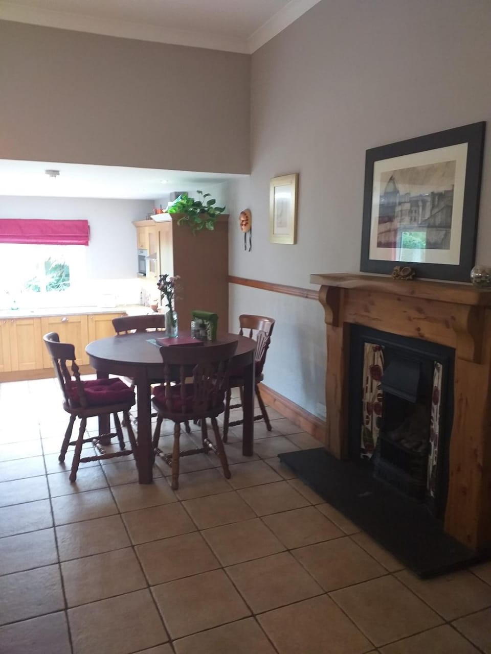Beautiful Town House in Old Cathcart Village, Glasgow House in Scotland