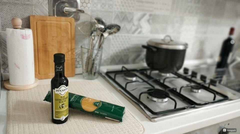 Kitchen or kitchenette, kitchen
