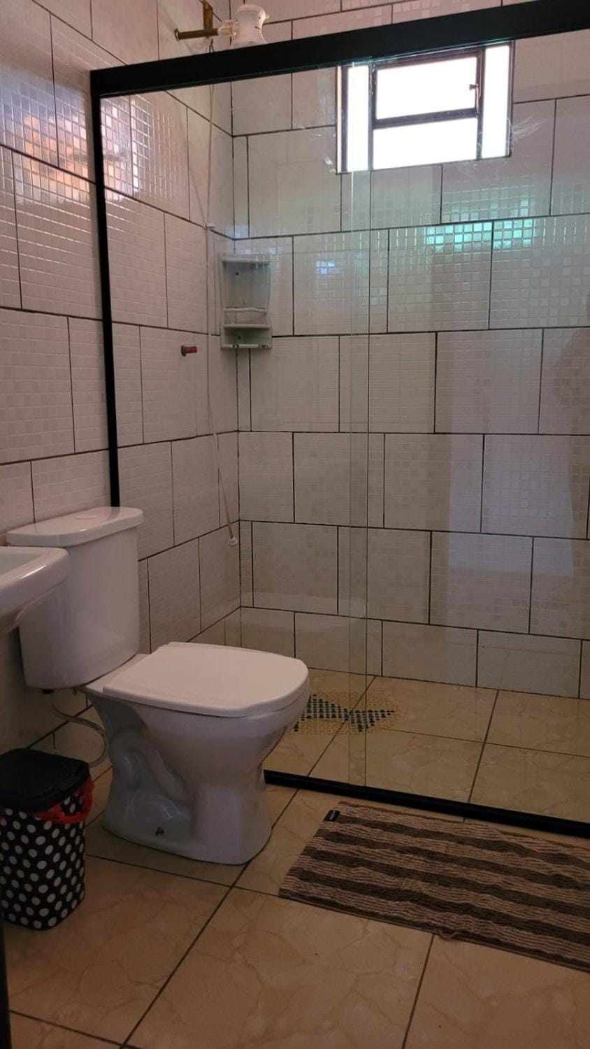 CASA CONFORTAVEL PARA FAMILIA EM SÃO lOURENÇO House in State of São Paulo
