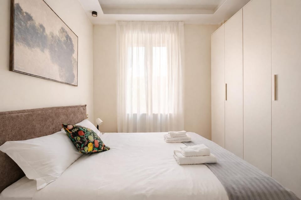 Bedroom, air conditioner