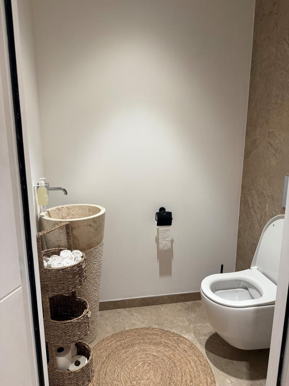 À 1h30 de Paris - Suite romantique avec spa et sauna privés en terrasse à la campagne House in Centre-Val de Loire