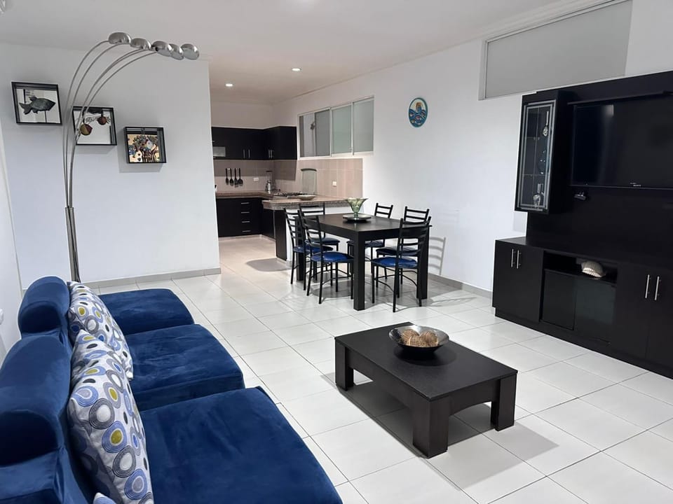 TV and multimedia, Kitchen or kitchenette, Living room, Dining area