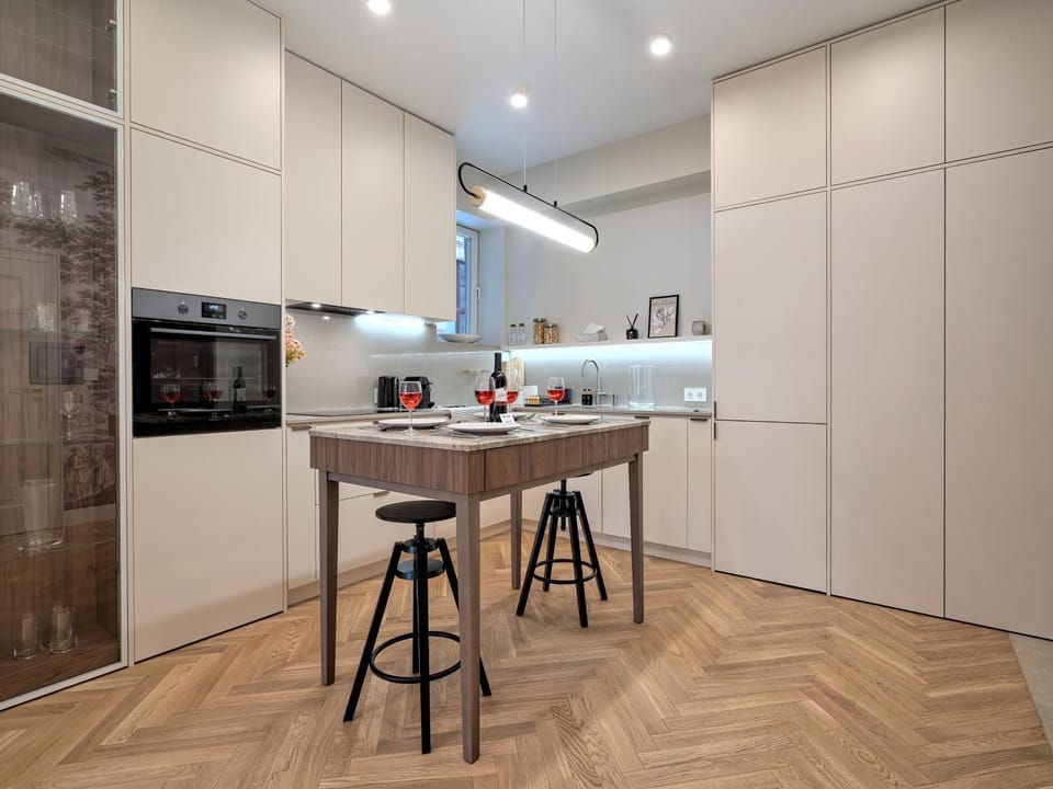 Kitchen or kitchenette, oven, stove, kitchen