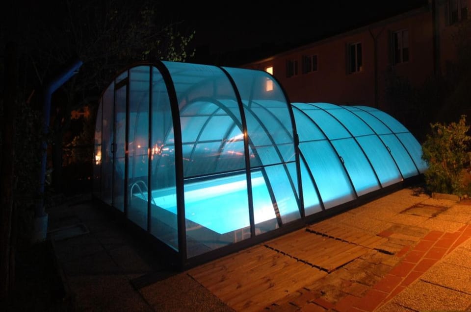 Garden, Swimming pool