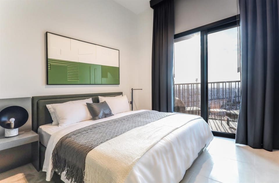 Elite LUX Holiday Homes - Modern Studio in MAG City, Dubai Apartment in Dubai