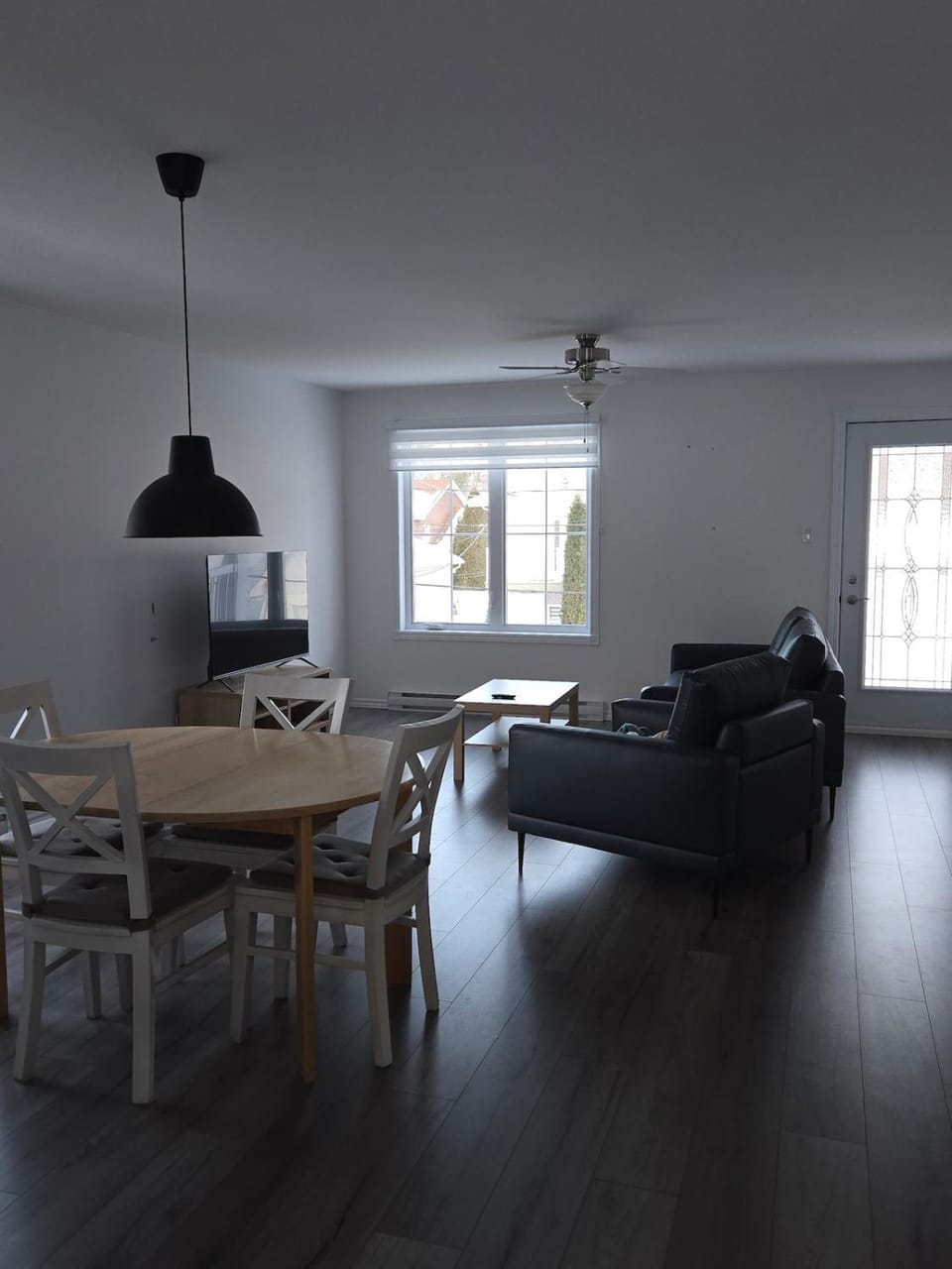 Appartement de 2 chambre à la baie Apartment in Saguenay