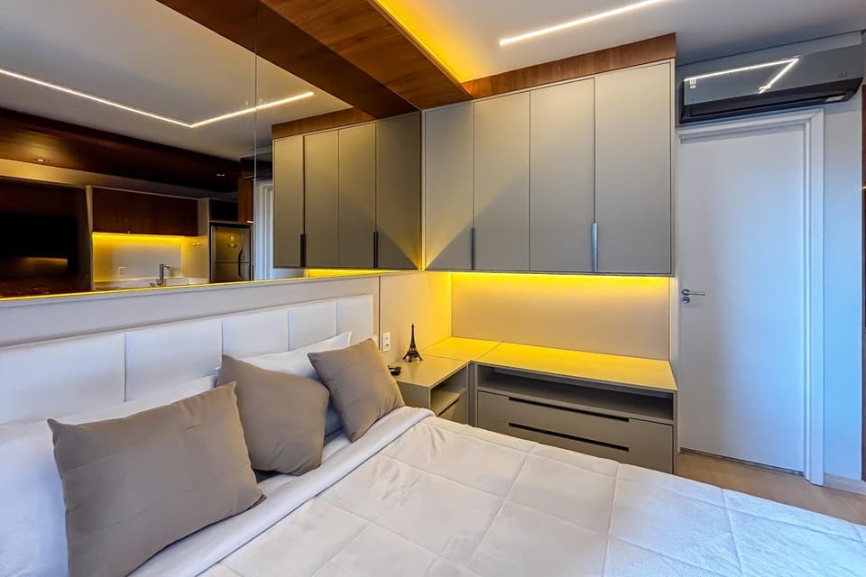 Studio Design em Pinheiros Piscina Rooftop e Metro Apartment in Sao Paulo City