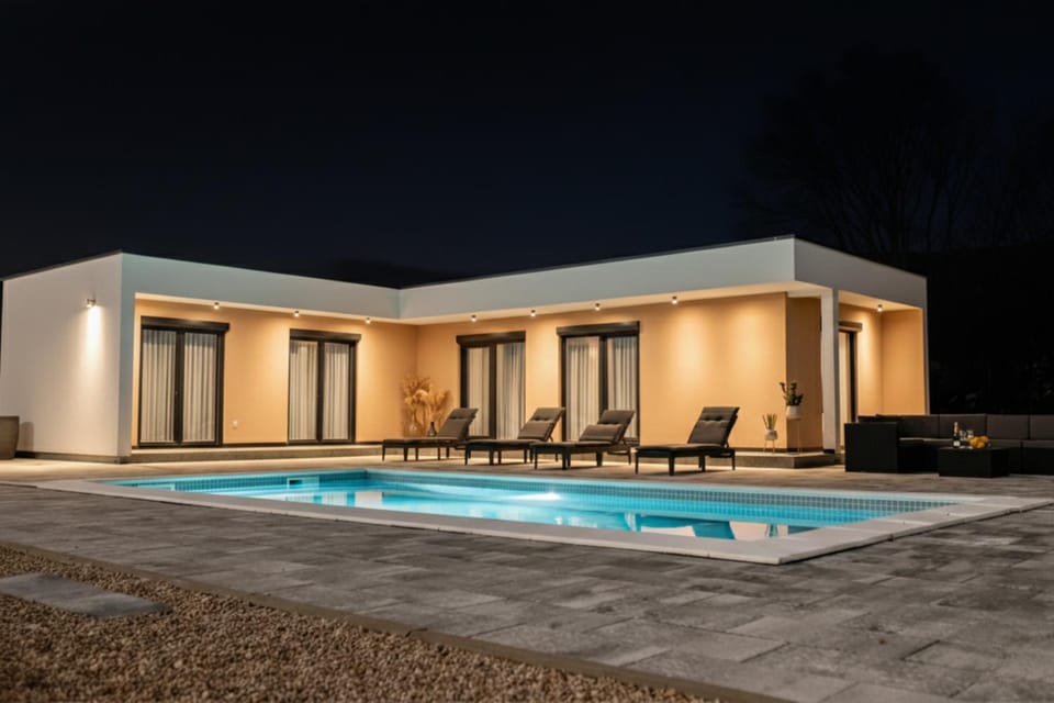 Luxury Villa Lea with Swimming Pool, Sauna & Jacuzzi Villa in Federation of Bosnia and Herzegovina