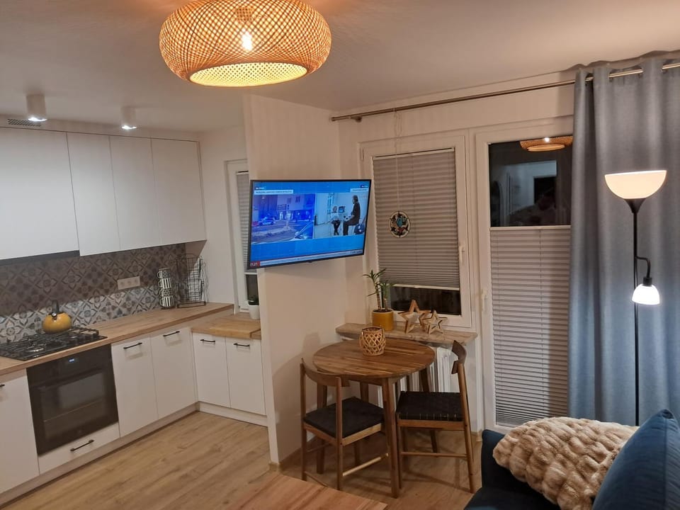 Apartament 2-pokojowy Gdynia Porębskiego 8 Apartment in Pomeranian Voivodeship