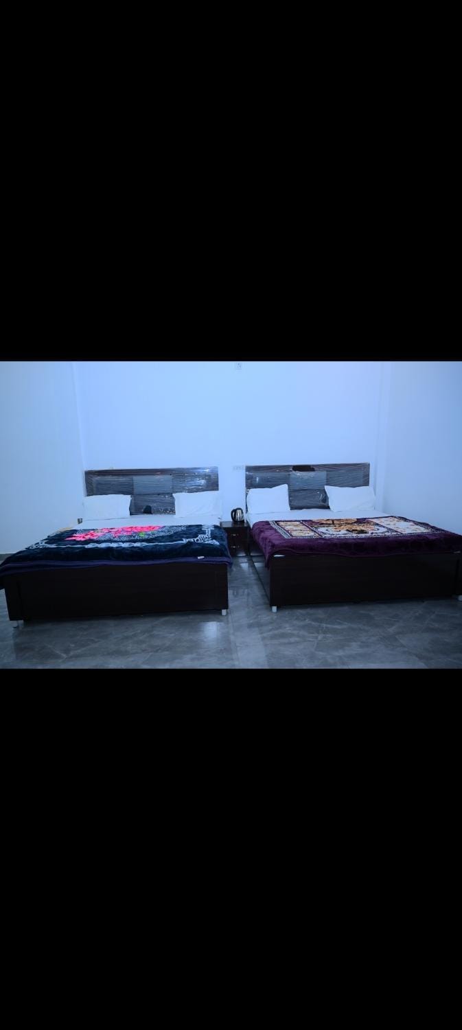 Shree Hanumantam homestay Vacation rental in Uttar Pradesh
