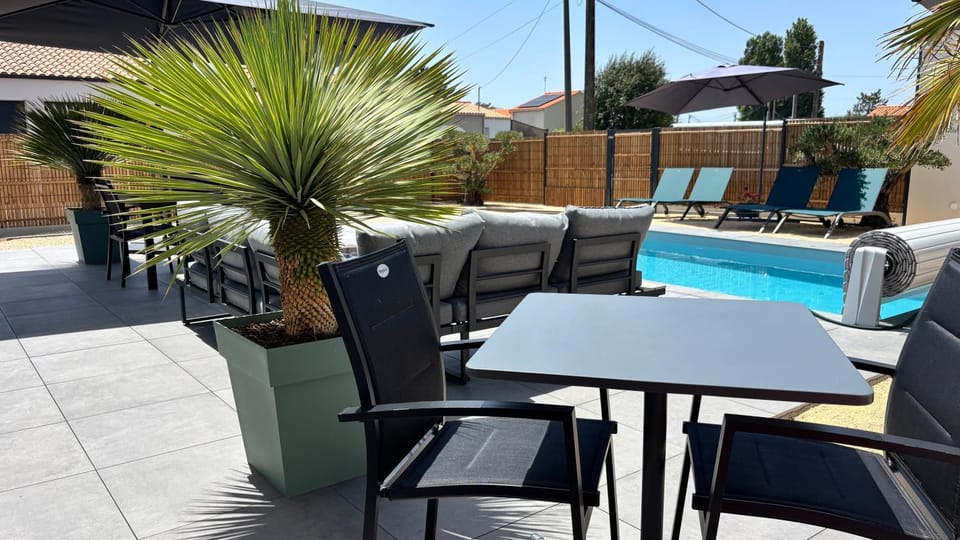 Patio, Patio, Balcony/Terrace, Balcony/Terrace