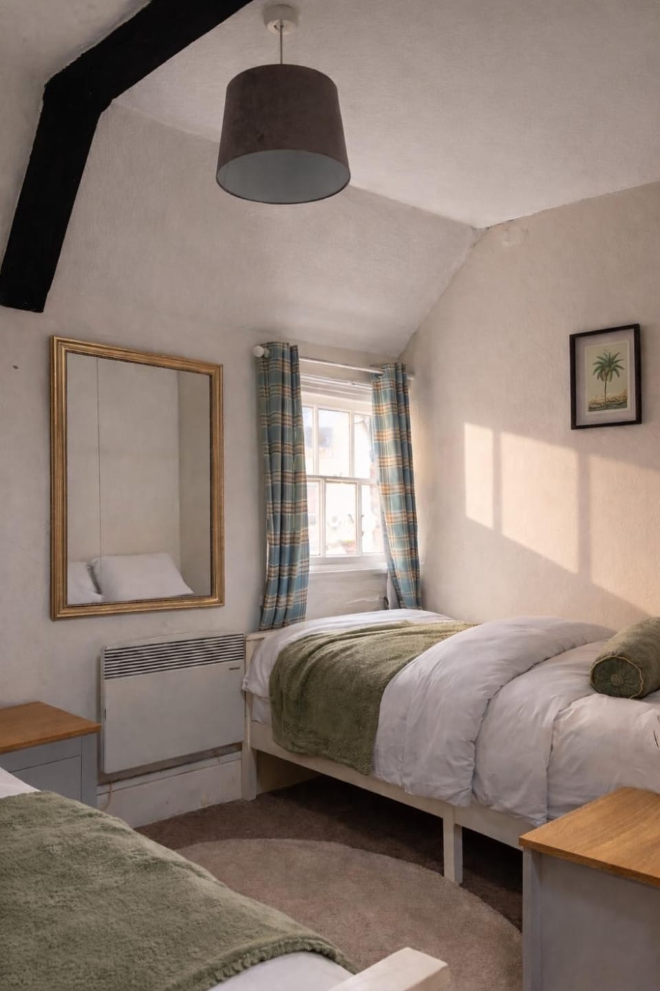 Cosy Town centre Historic Tudor Cottage & parking sleeps 6 House in Shrewsbury