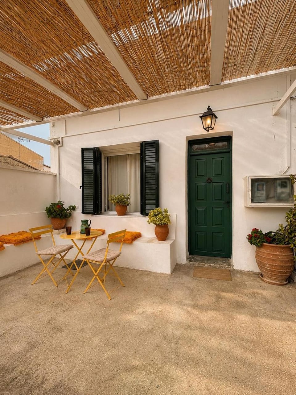 Patio, Facade/entrance, Seating area