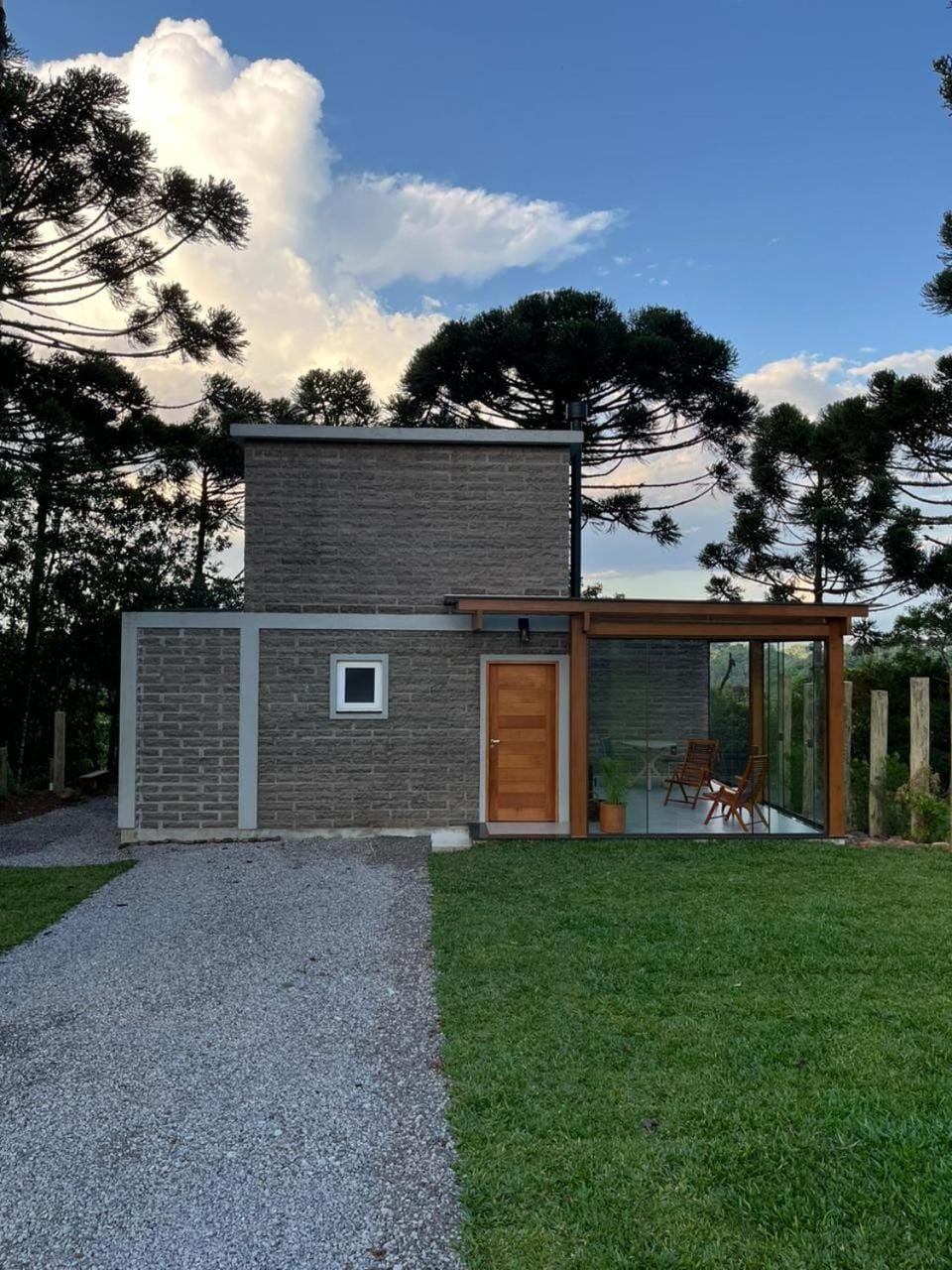 Refúgio das Araucárias House in State of Rio Grande do Sul
