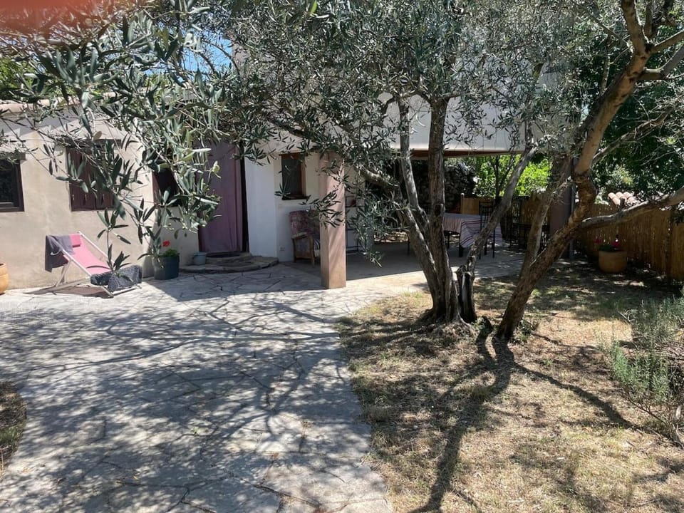 Gîte hérault cévennes avec piscine et tiny house House in Occitanie