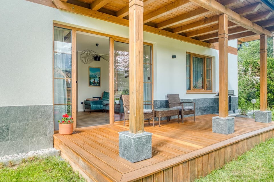 Garden, View (from property/room), Balcony/Terrace, Seating area, Garden view