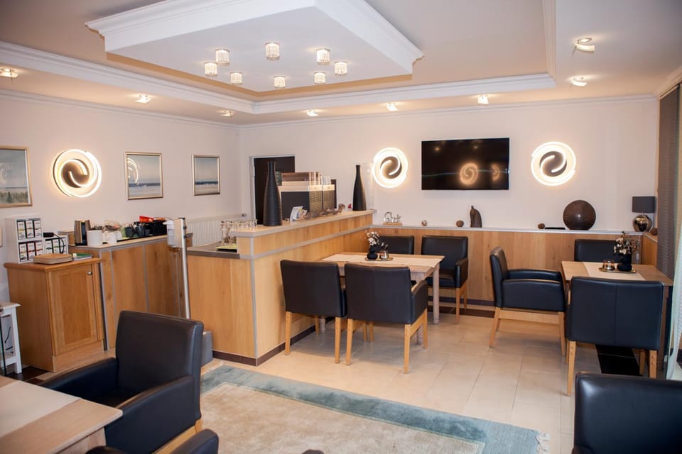Lounge or bar