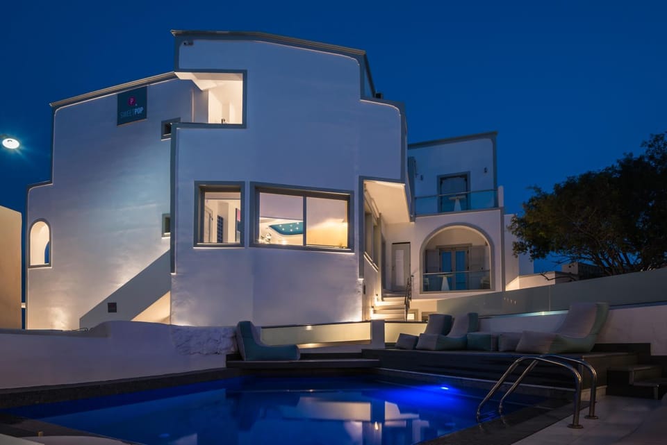 Property building, Night, Swimming pool, Swimming pool
