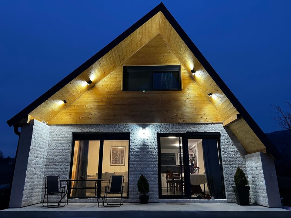 Property building, Night