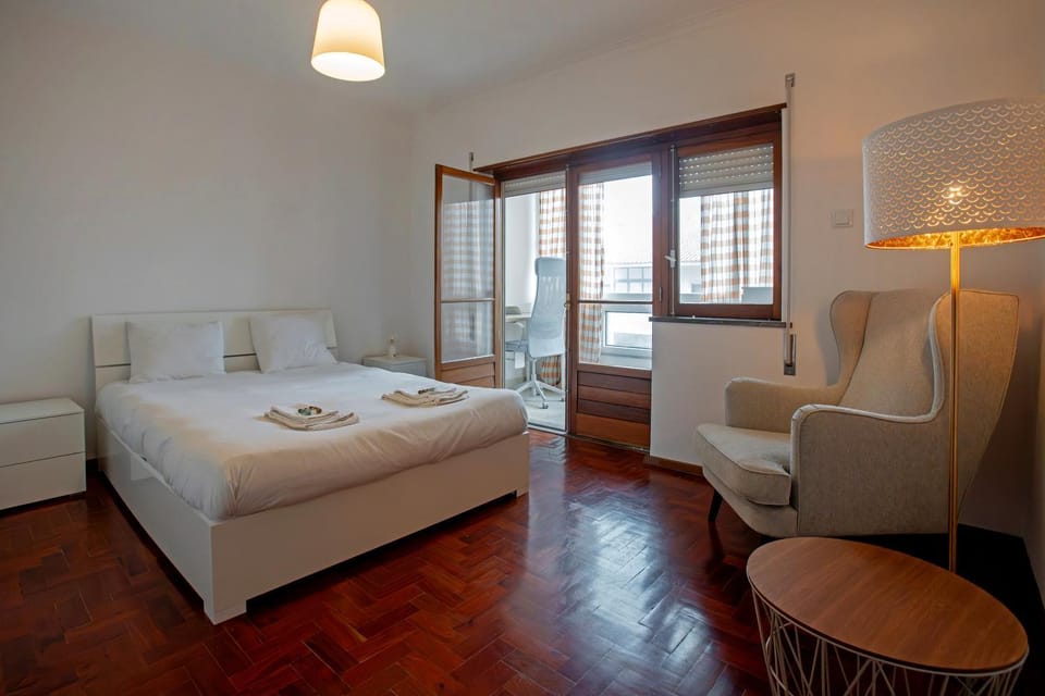 Central Cascais 1BDR With Balcony Near The Beach Apartment in Cascais